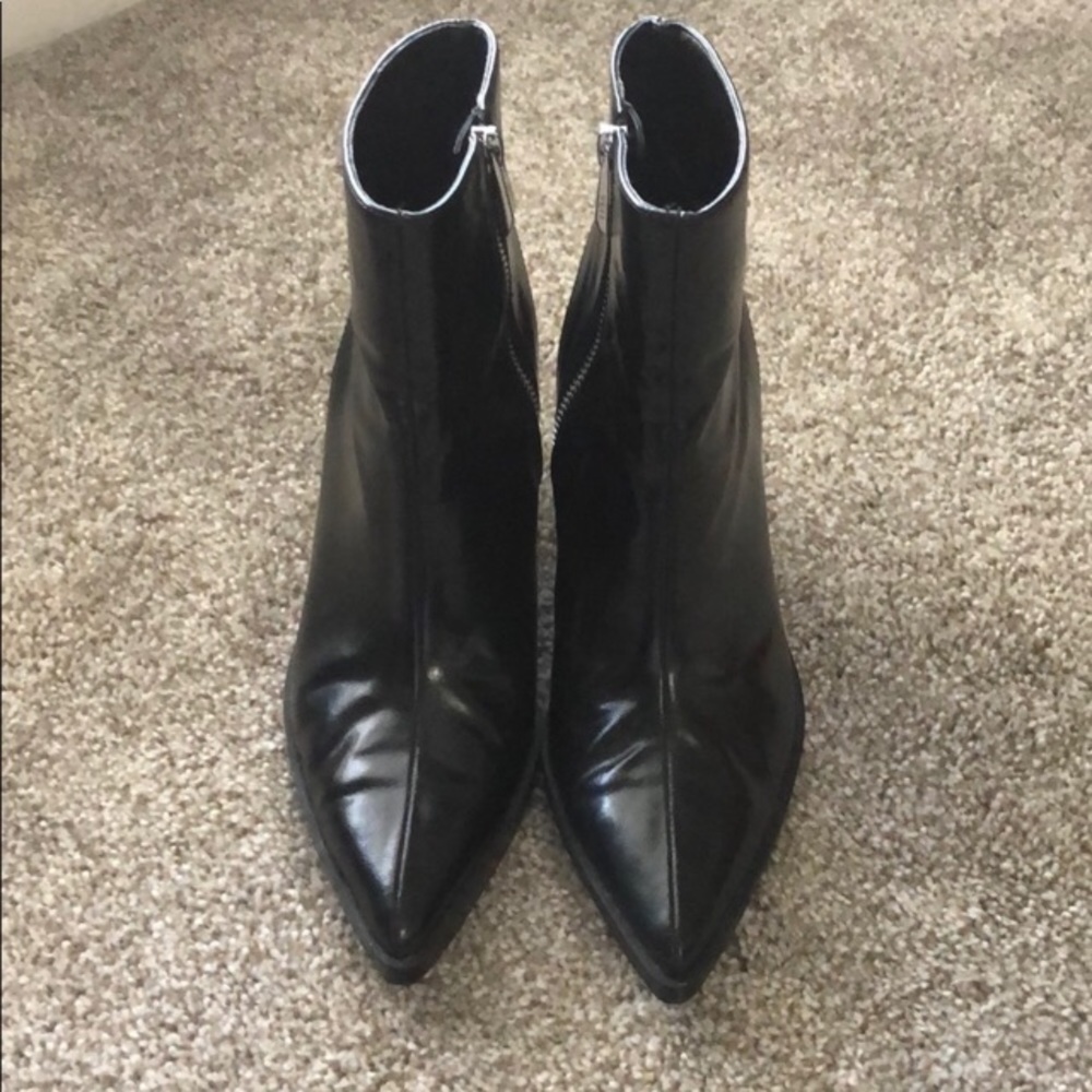 Beautiful leather ankle boots !!! ❤️❤️❤️